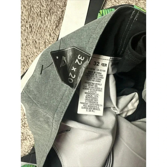 Quiksilver Hawaii SURF BOARD SHORTS Division Remix Dry Flight size 32 - Picture 10 of 16